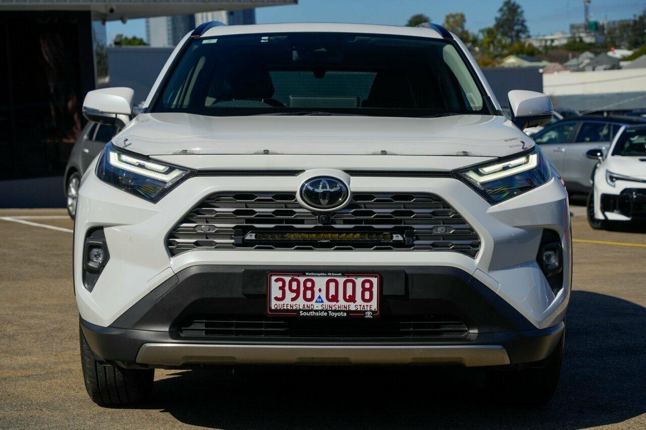 2025 Toyota RAV4 Cruiser-AWD in White