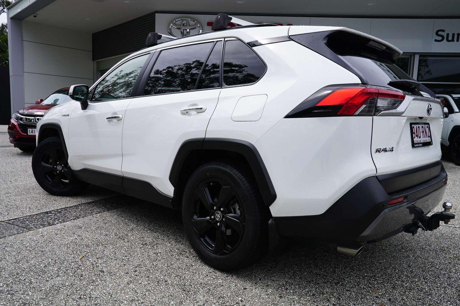 2020 Toyota RAV4 Cruiser-AWD in White