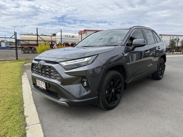 2022 Toyota RAV4 Cruiser-AWD in Silver