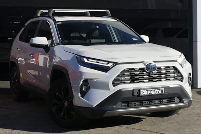 2022 Toyota RAV4 Cruiser-AWD in White
