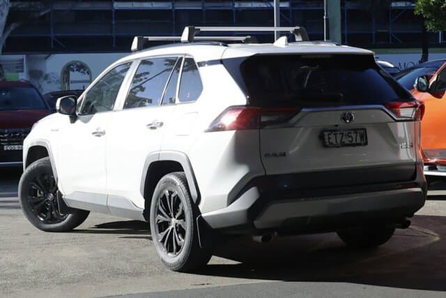 2022 Toyota RAV4 Cruiser-AWD in White