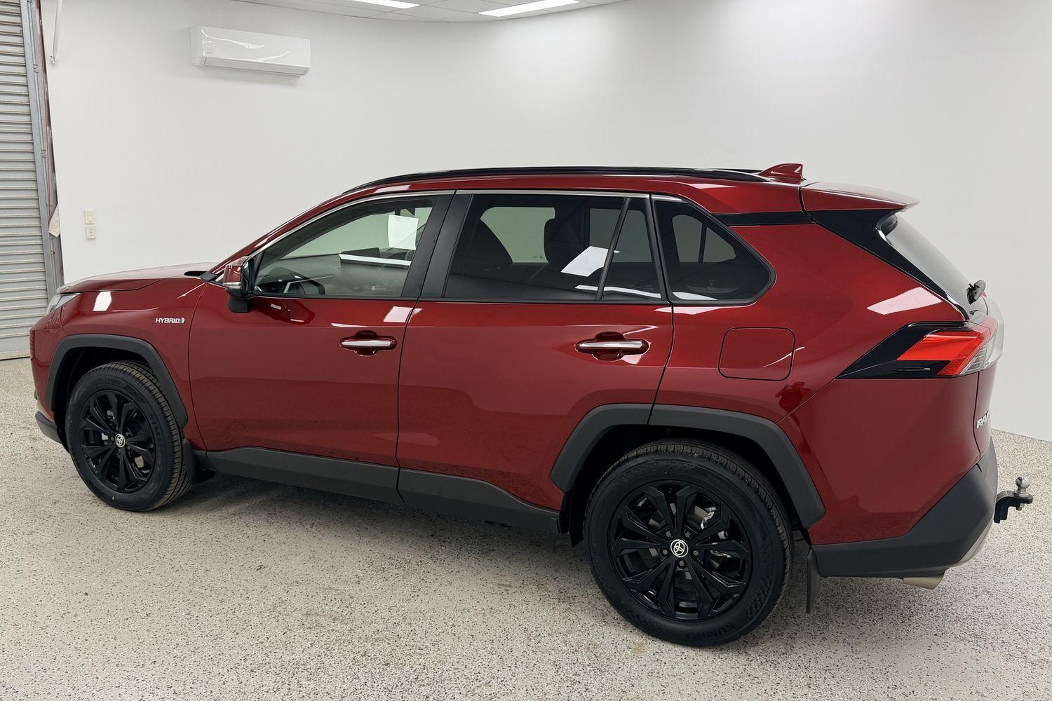 2023 Toyota RAV4 Cruiser-AWD in Red