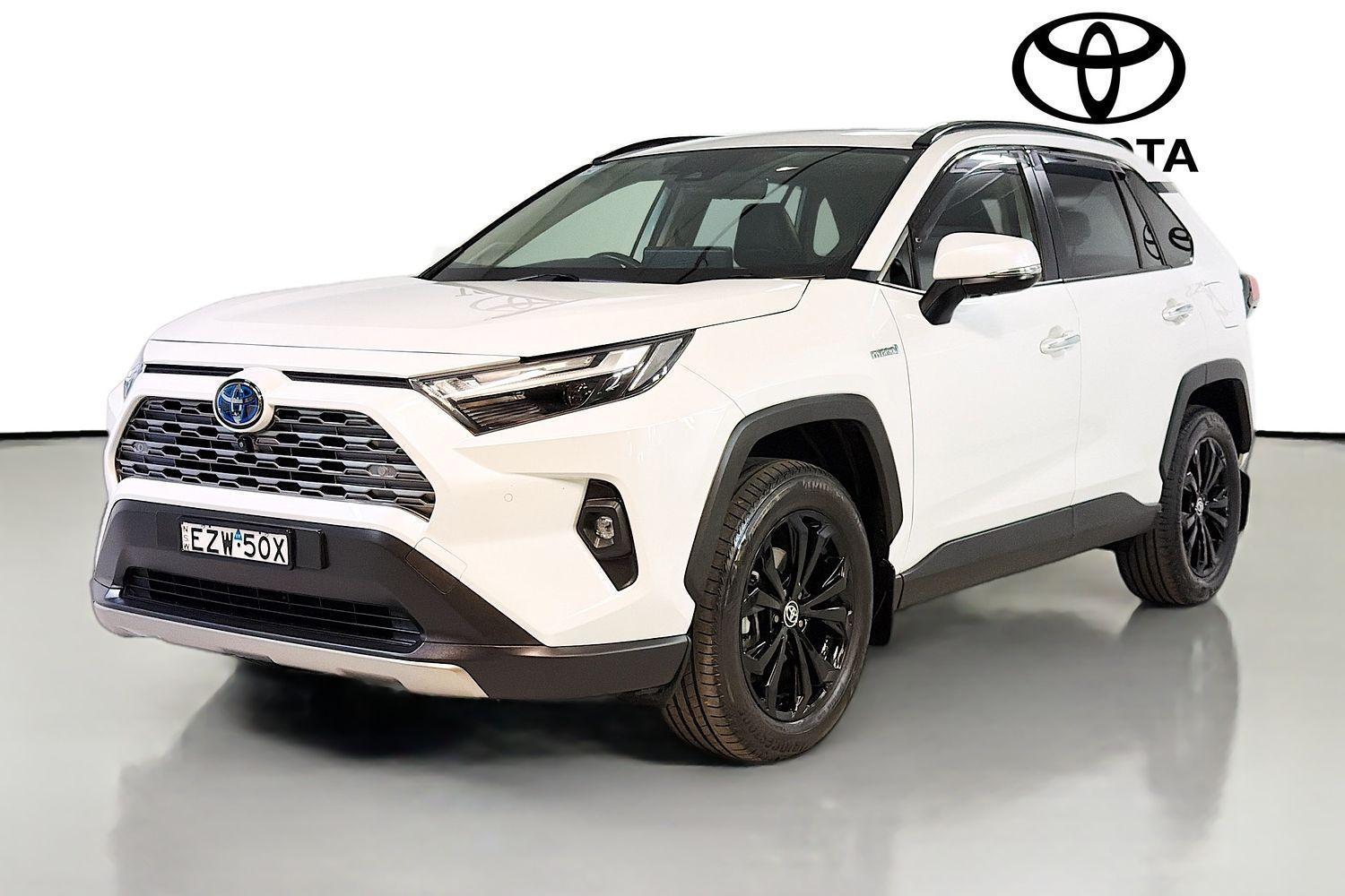 2023 Toyota RAV4 Cruiser-AWD in White