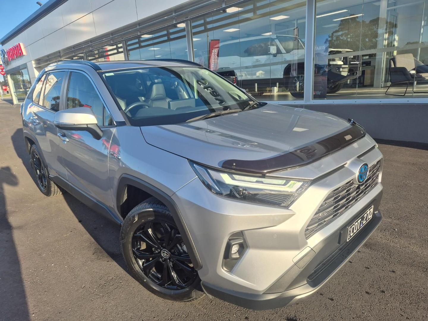 2023 Toyota RAV4 Cruiser-AWD in Silver