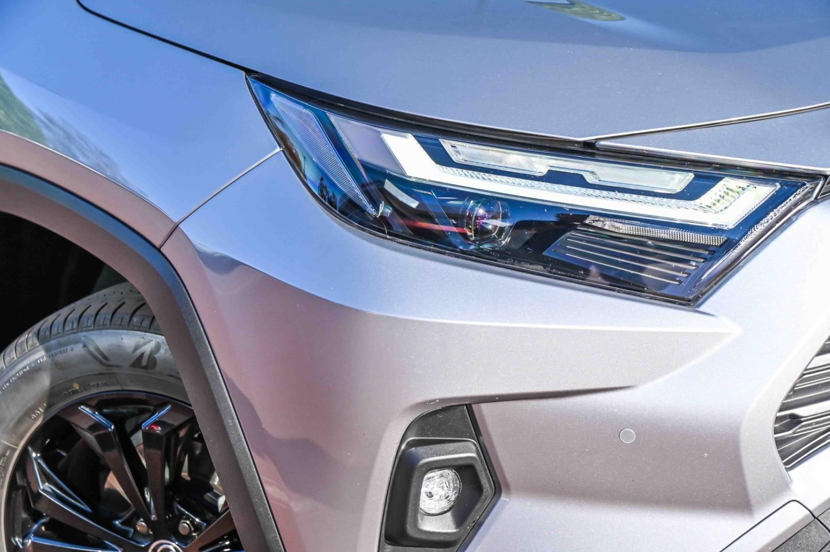 2024 Toyota RAV4 Cruiser AWD in Silver