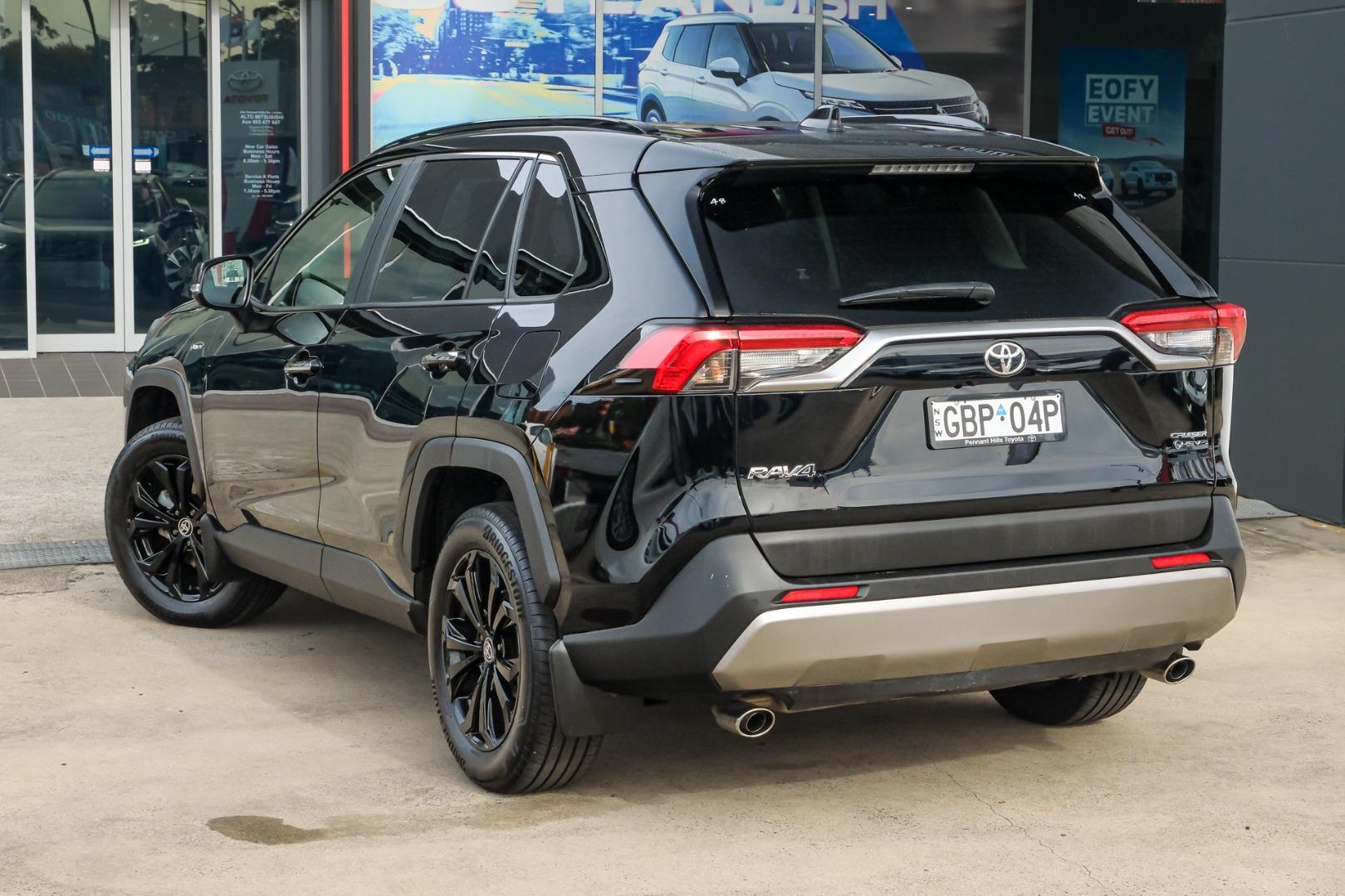 2025 Toyota RAV4 Cruiser in Black