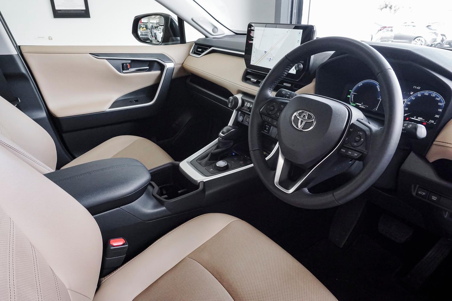 2025 Toyota RAV4 Cruiser-AWD in Black