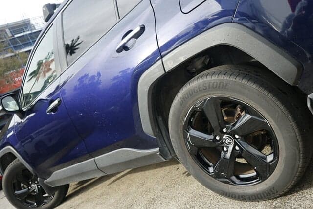 2021 Toyota RAV4 Cruiser in Blue