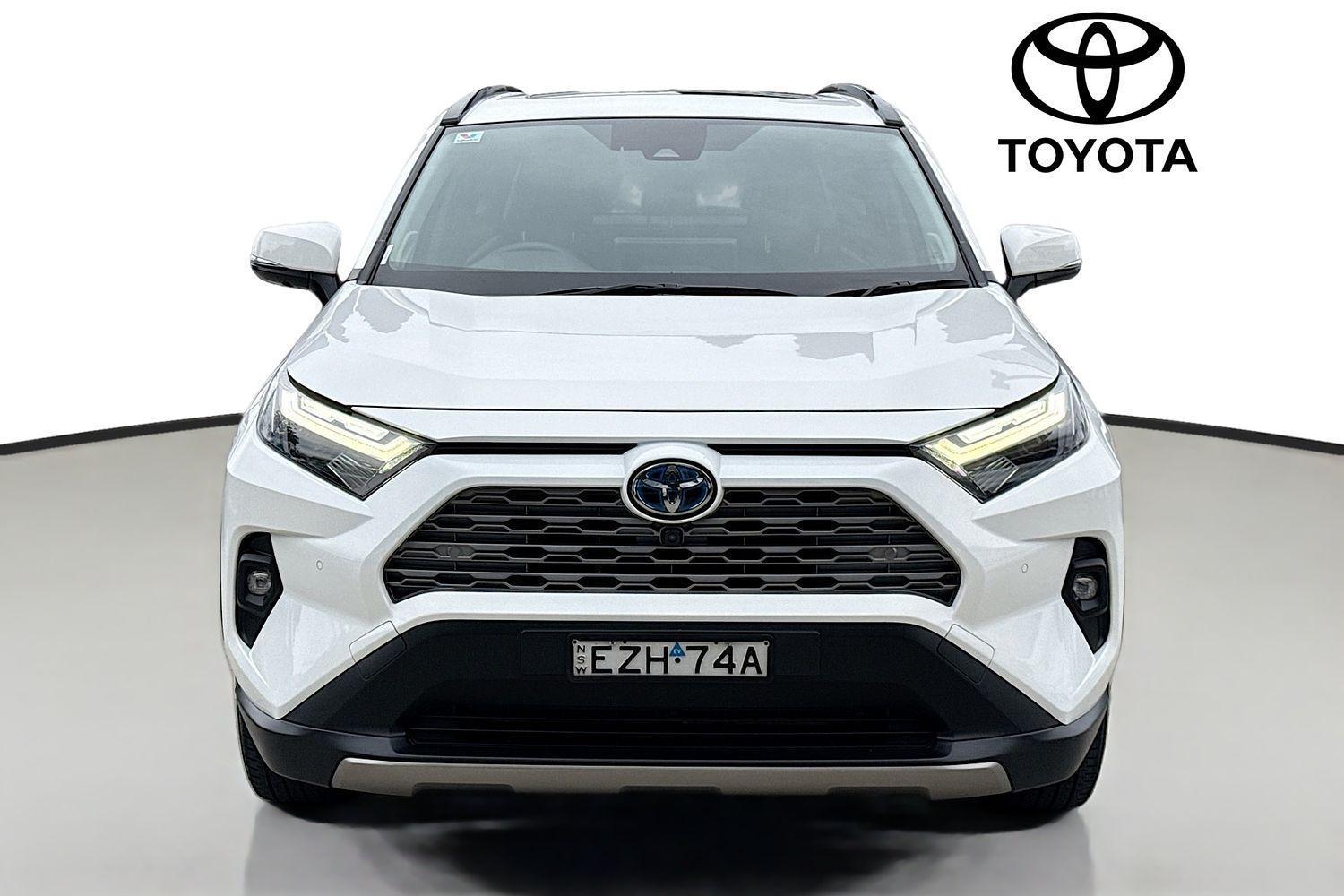 2023 Toyota RAV4 Cruiser-AWD in White