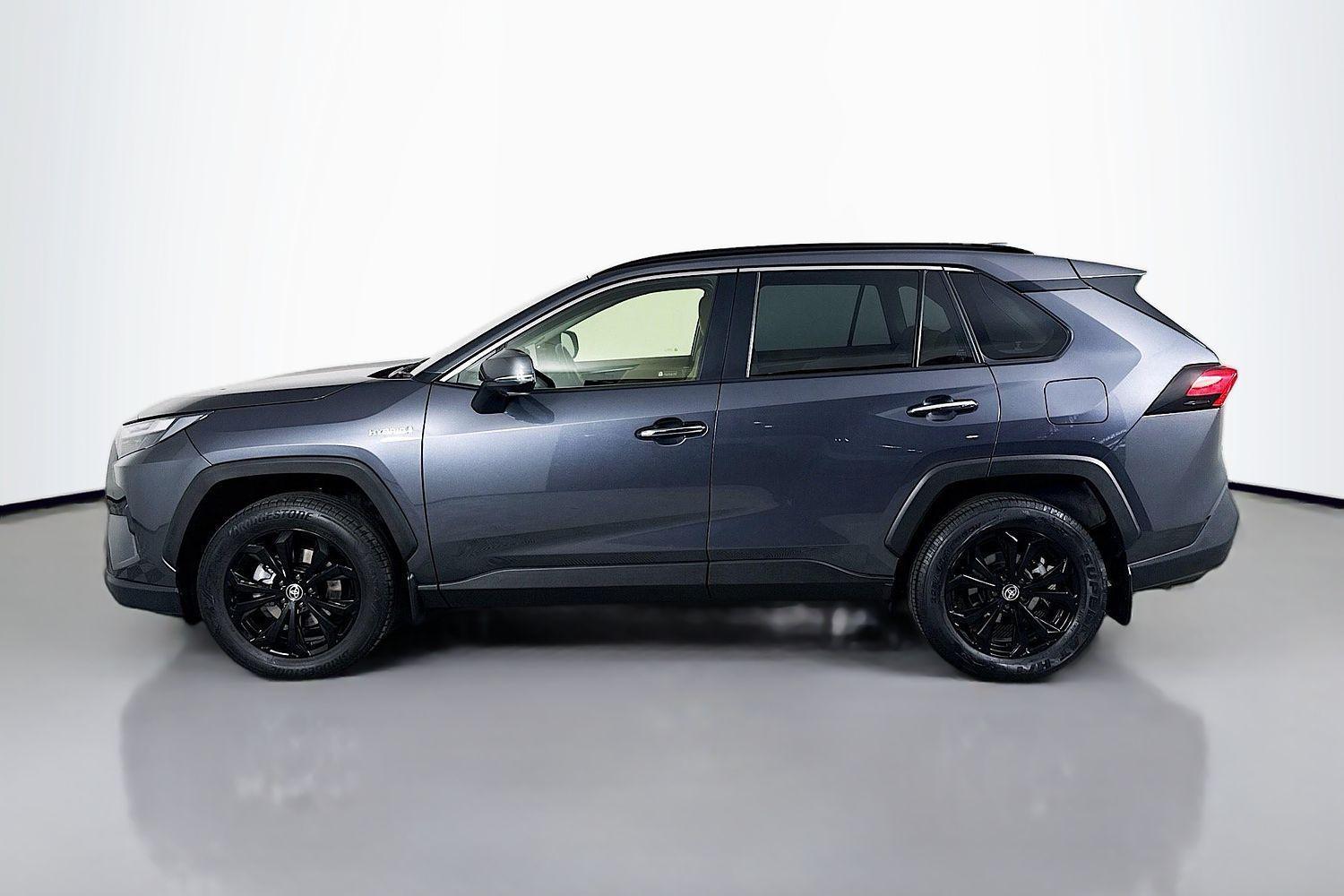 2023 Toyota RAV4 Cruiser in Grey