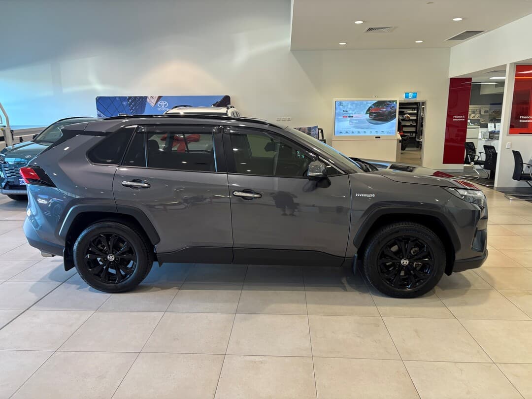 2024 Toyota RAV4 Cruiser AWD in Grey