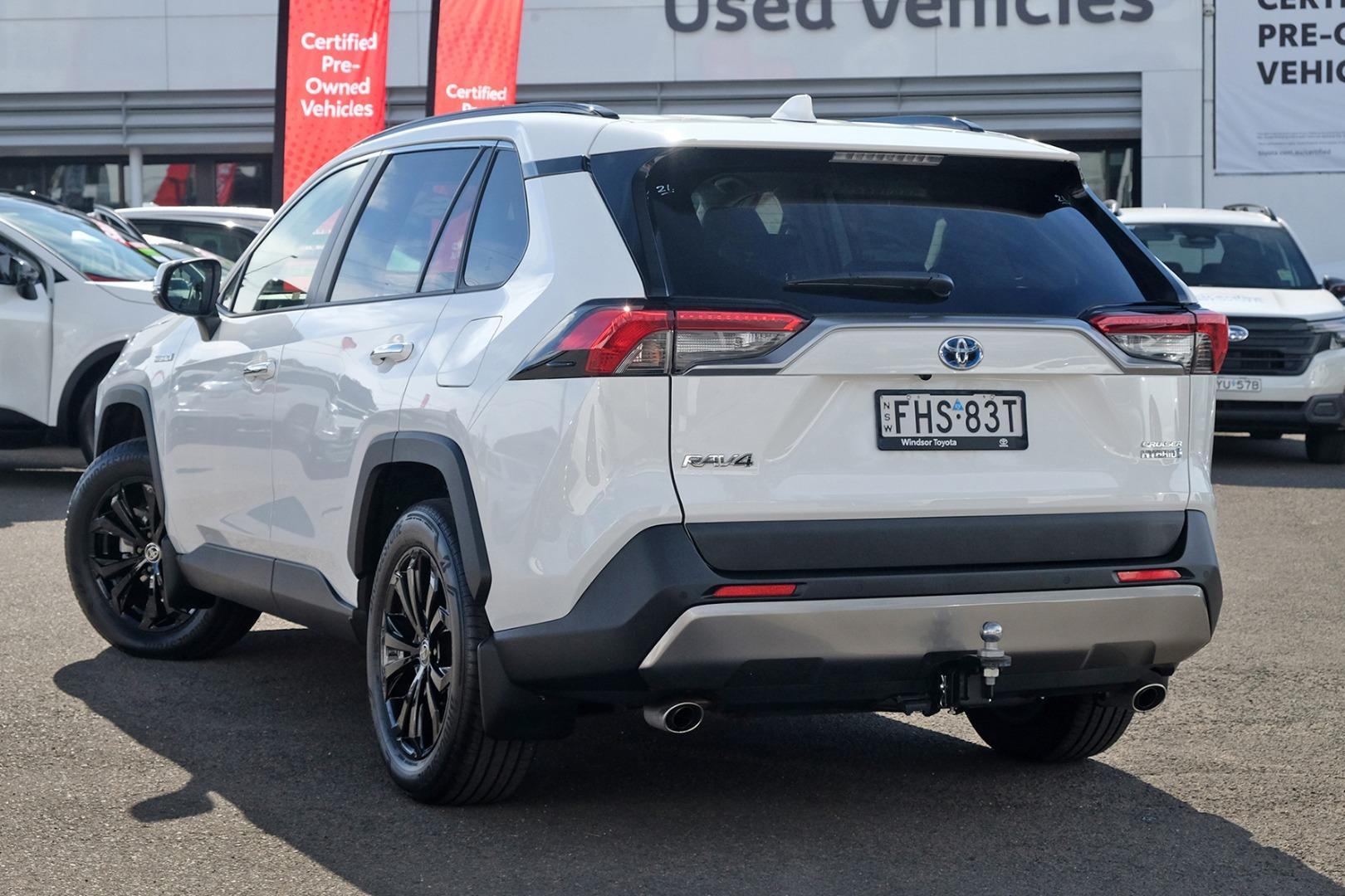 2024 Toyota RAV4 Cruiser-AWD in White