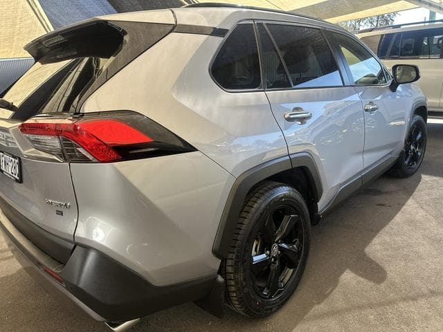 2020 Toyota RAV4 Cruiser-AWD in Silver