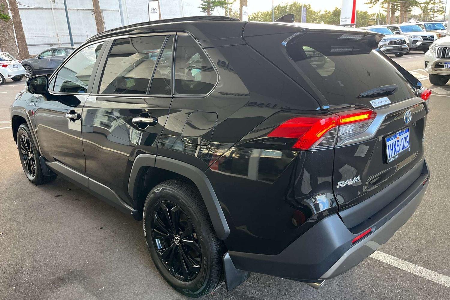 2021 Toyota RAV4 Cruiser AWD in Black