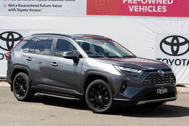 2023 Toyota RAV4 Cruiser-AWD in Silver