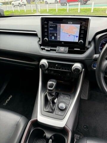 2019 Toyota RAV4 Cruiser-AWD in White