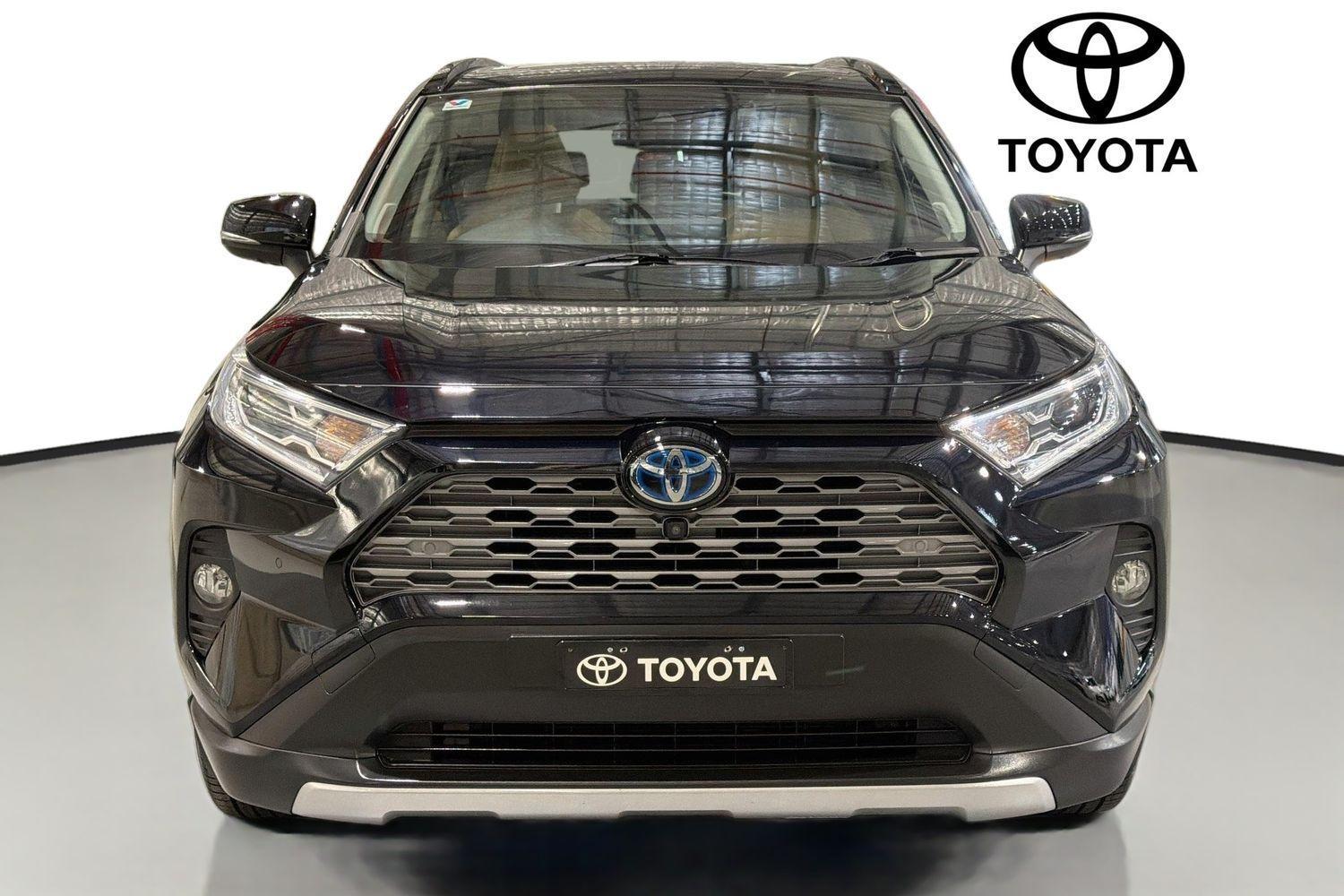2020 Toyota RAV4 Cruiser-AWD in Black