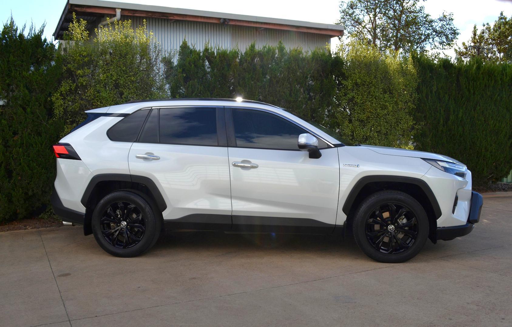 2023 Toyota RAV4 Cruiser-AWD in White
