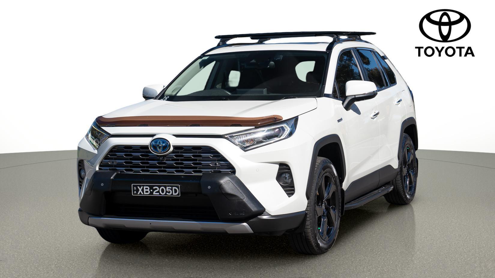2020 Toyota RAV4 Cruiser-AWD in White