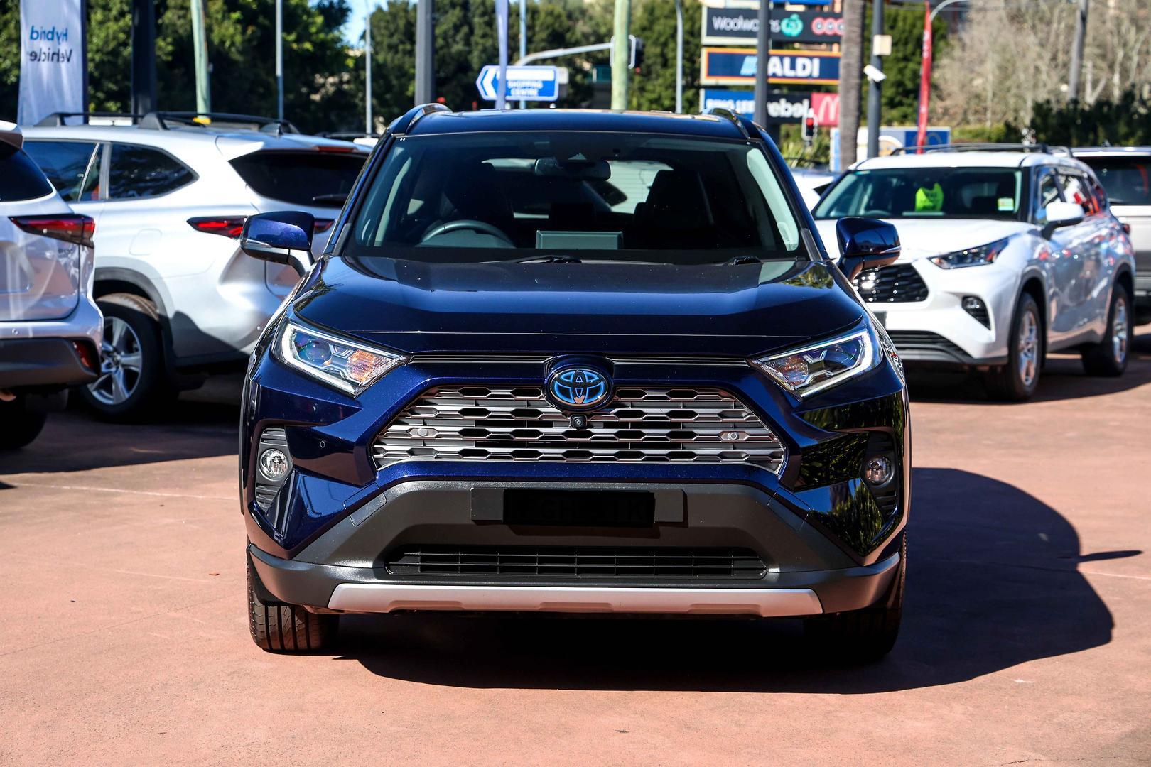 2020 Toyota RAV4 Cruiser-AWD in Blue