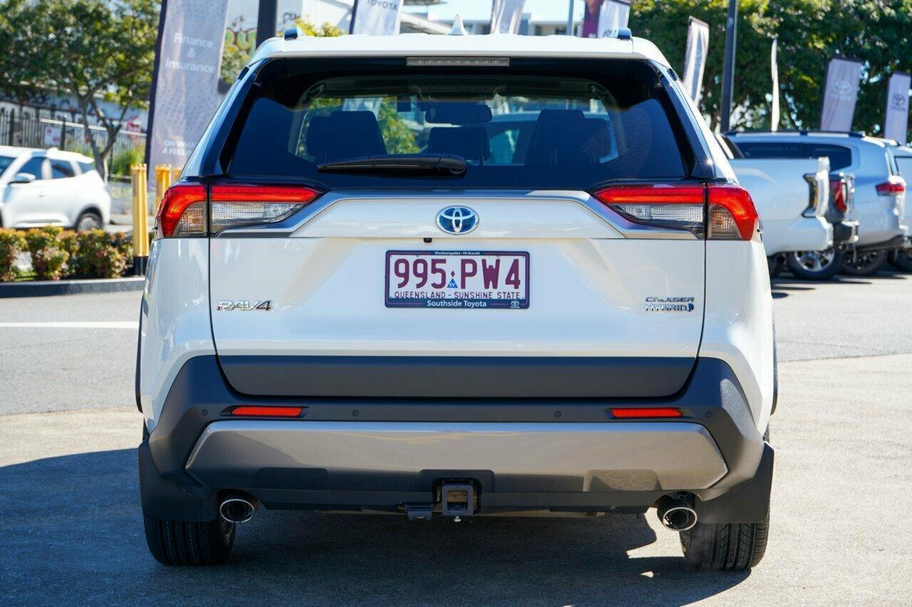 2020 Toyota RAV4 Cruiser in White
