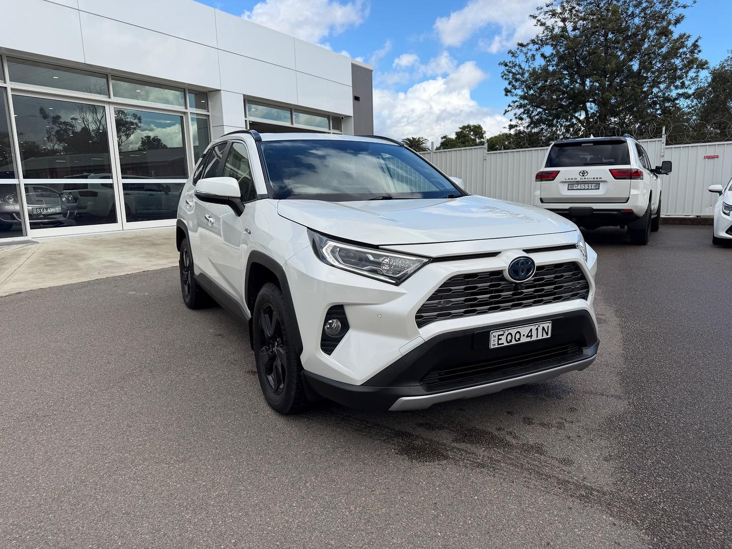 2020 Toyota RAV4 Cruiser-AWD in White