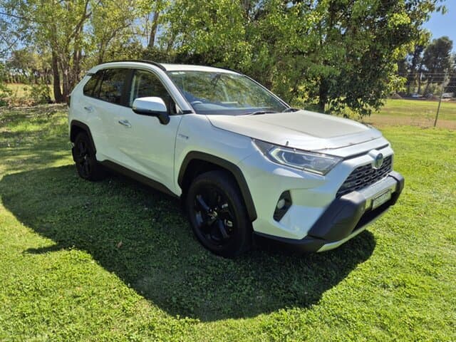 2020 Toyota RAV4 Cruiser-AWD in White