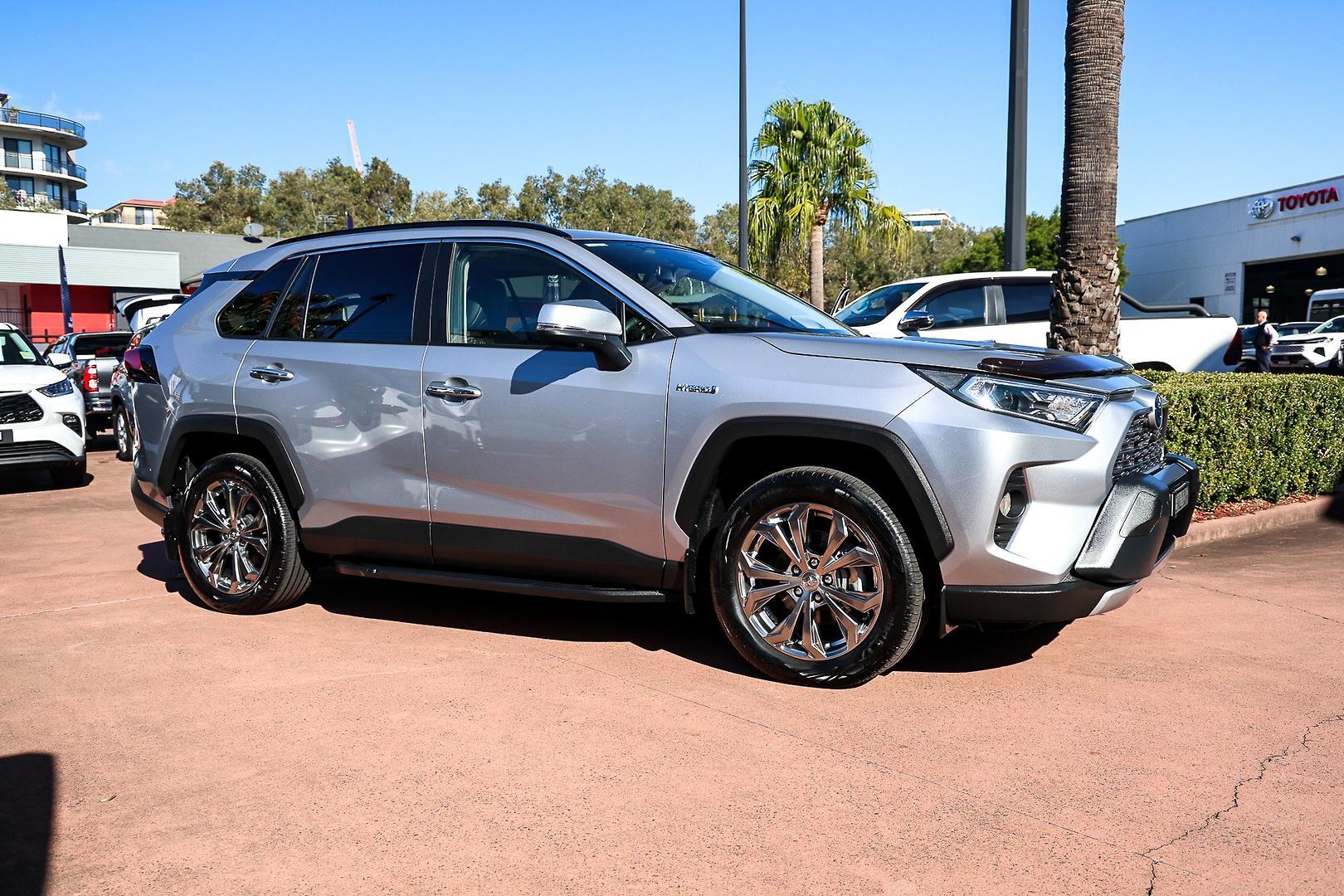 2021 Toyota RAV4 Cruiser-AWD in Silver