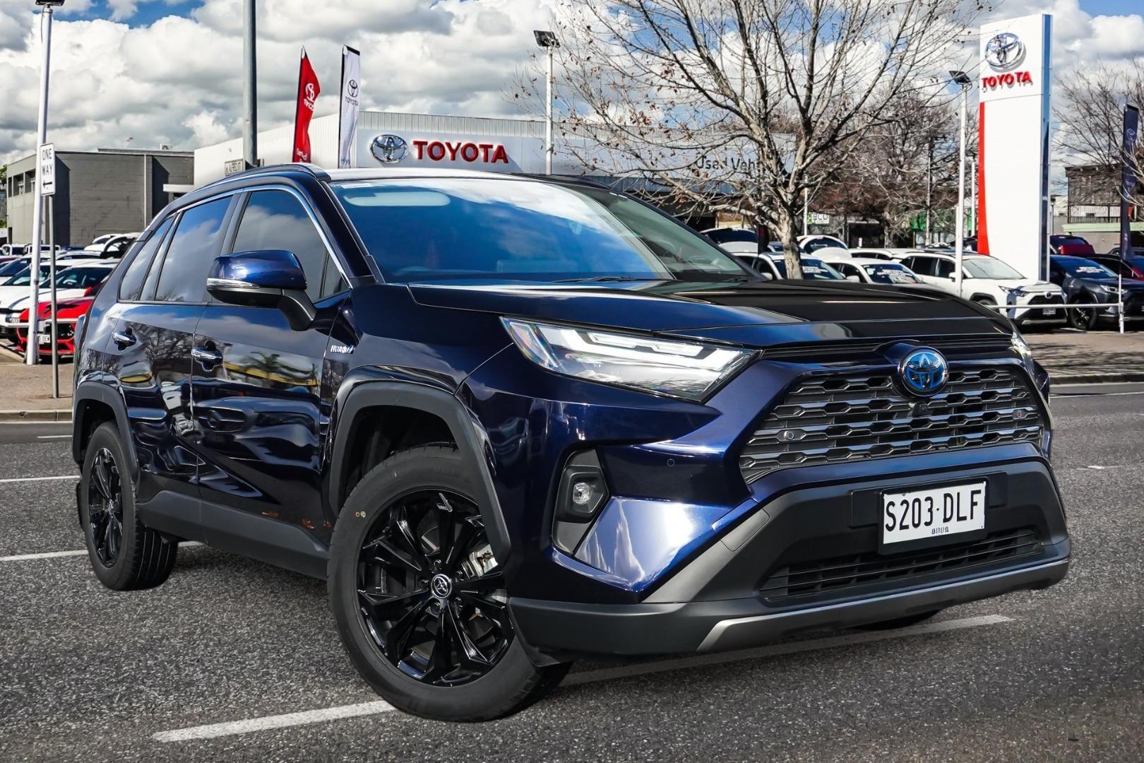 2024 Toyota RAV4 Cruiser in Blue