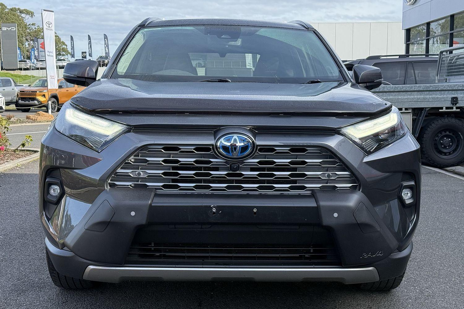 2024 Toyota RAV4 Cruiser in Silver