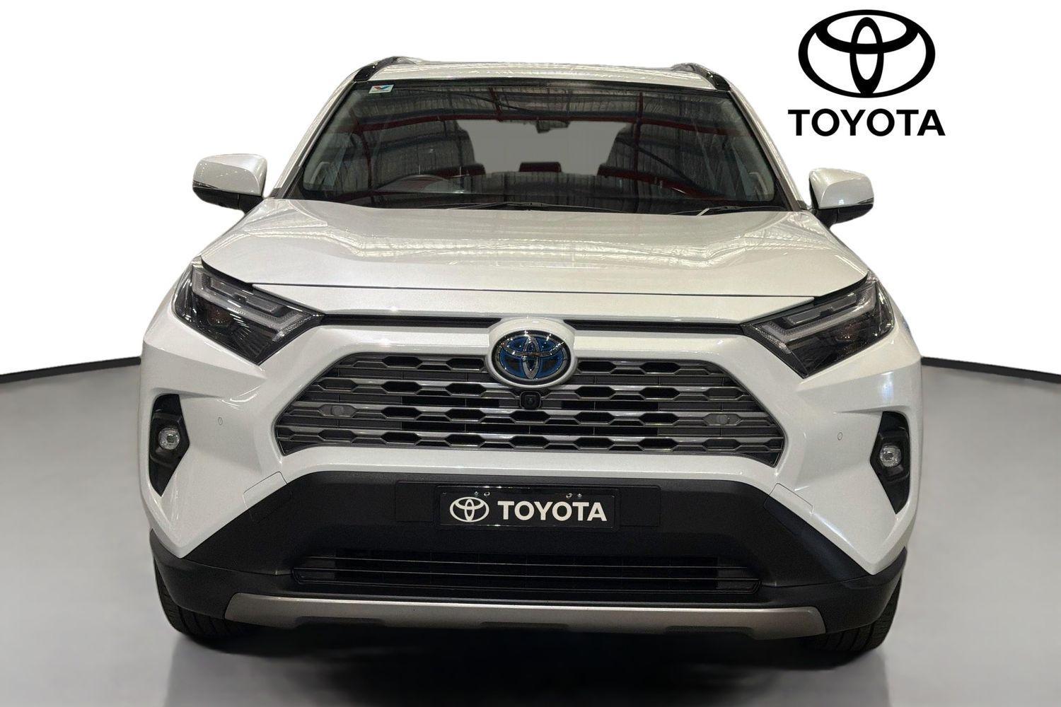 2024 Toyota RAV4 Cruiser-AWD in White
