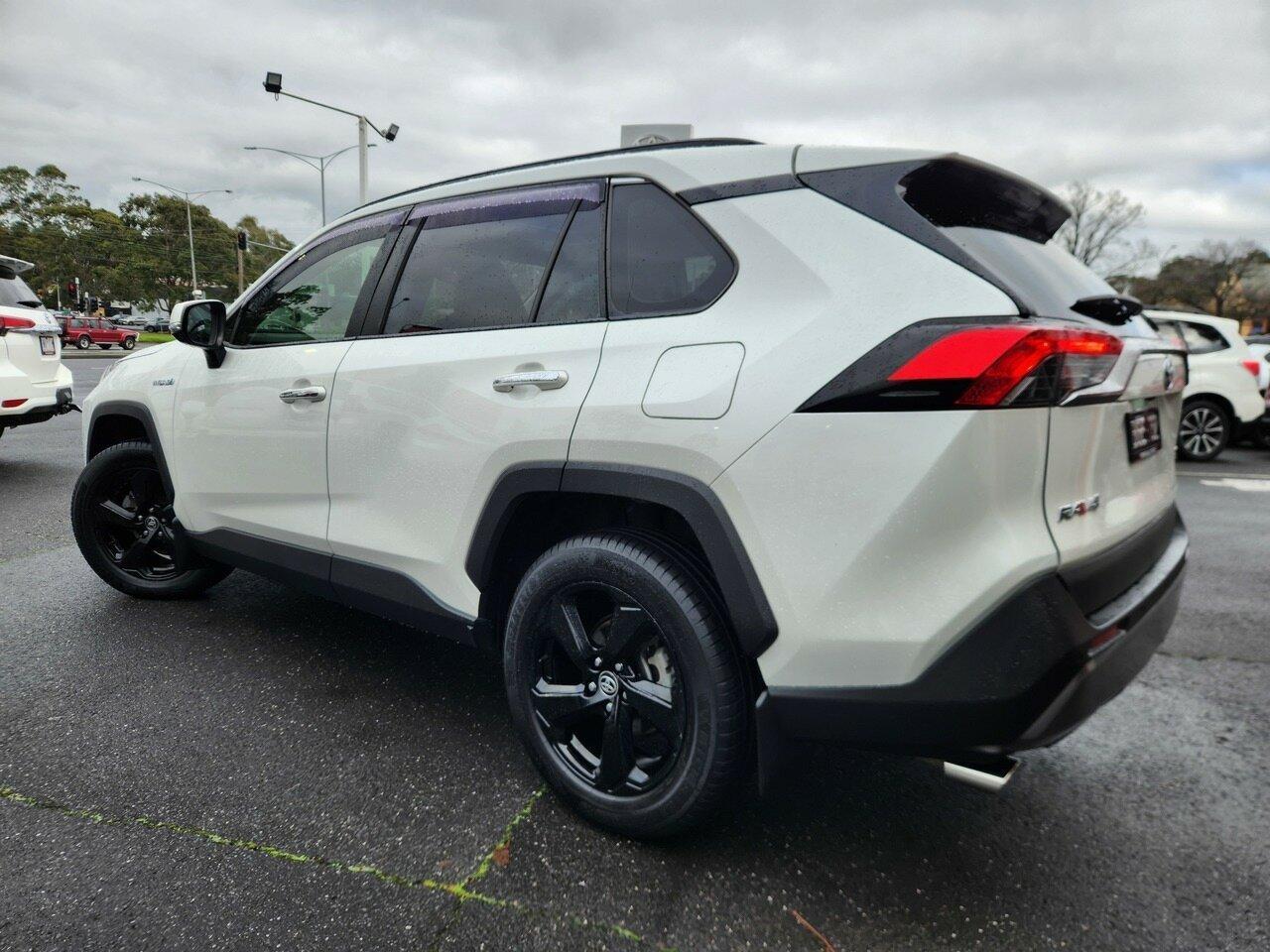 2020 Toyota RAV4 Cruiser-AWD in White