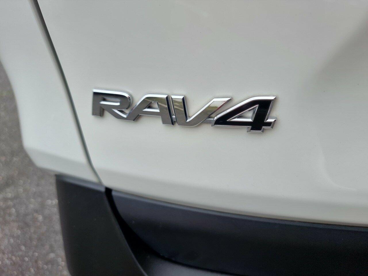 2020 Toyota RAV4 Cruiser-AWD in White