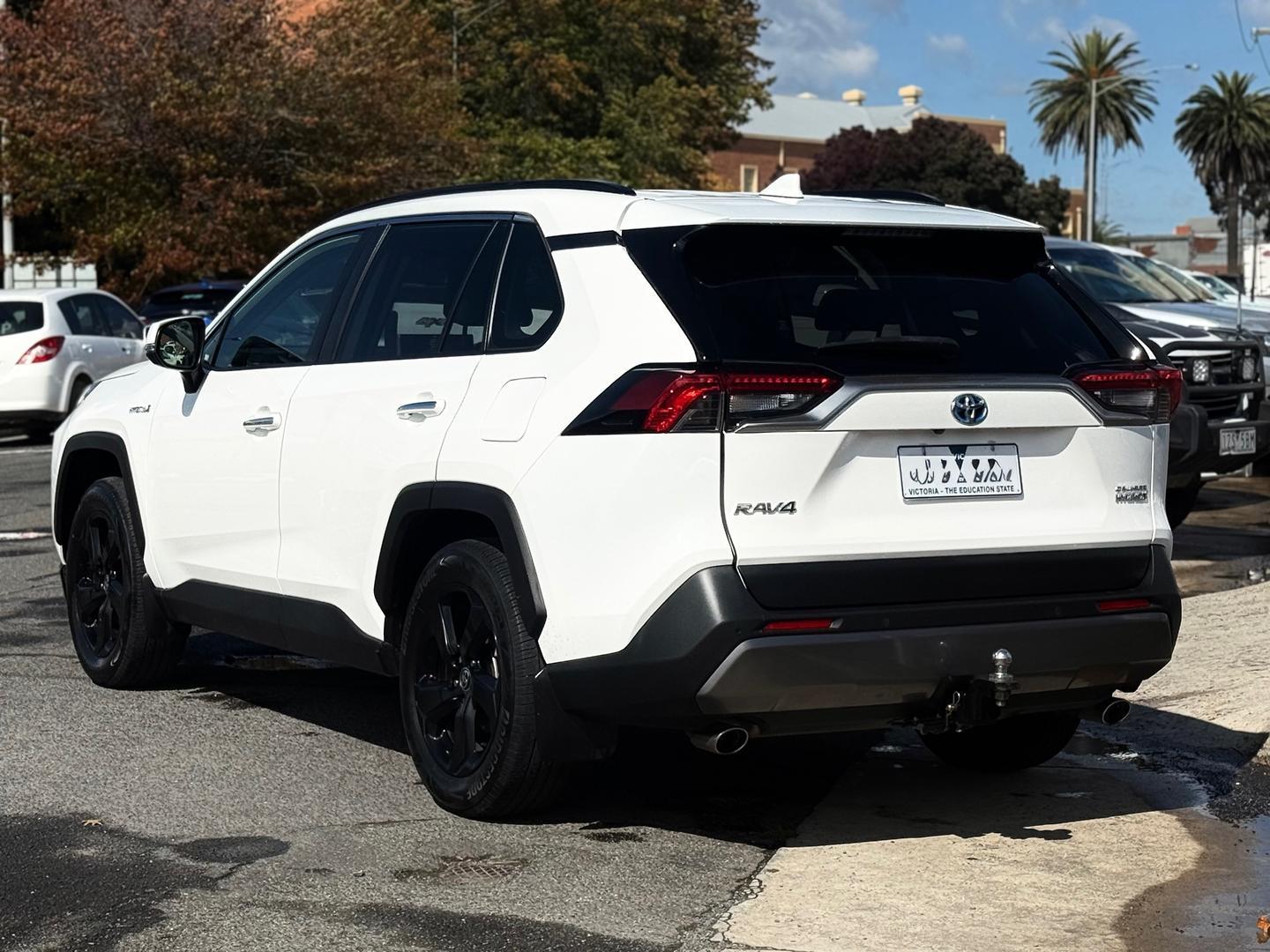 2020 Toyota RAV4 Cruiser-AWD in White