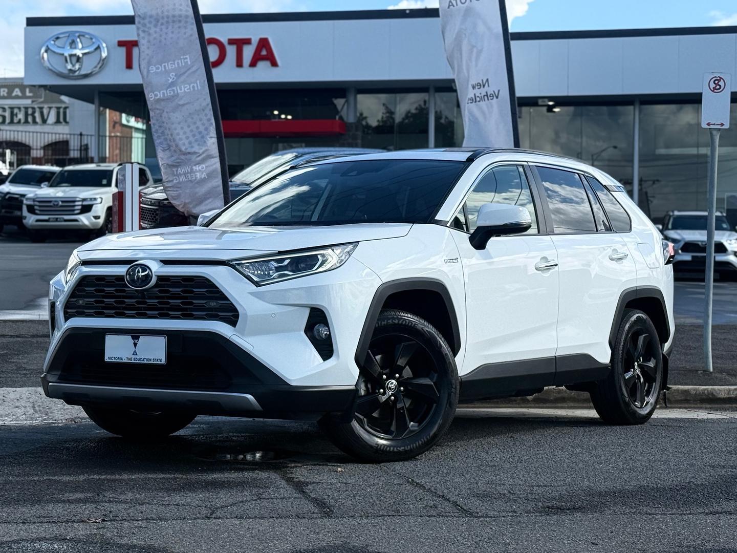 2020 Toyota RAV4 Cruiser-AWD in White