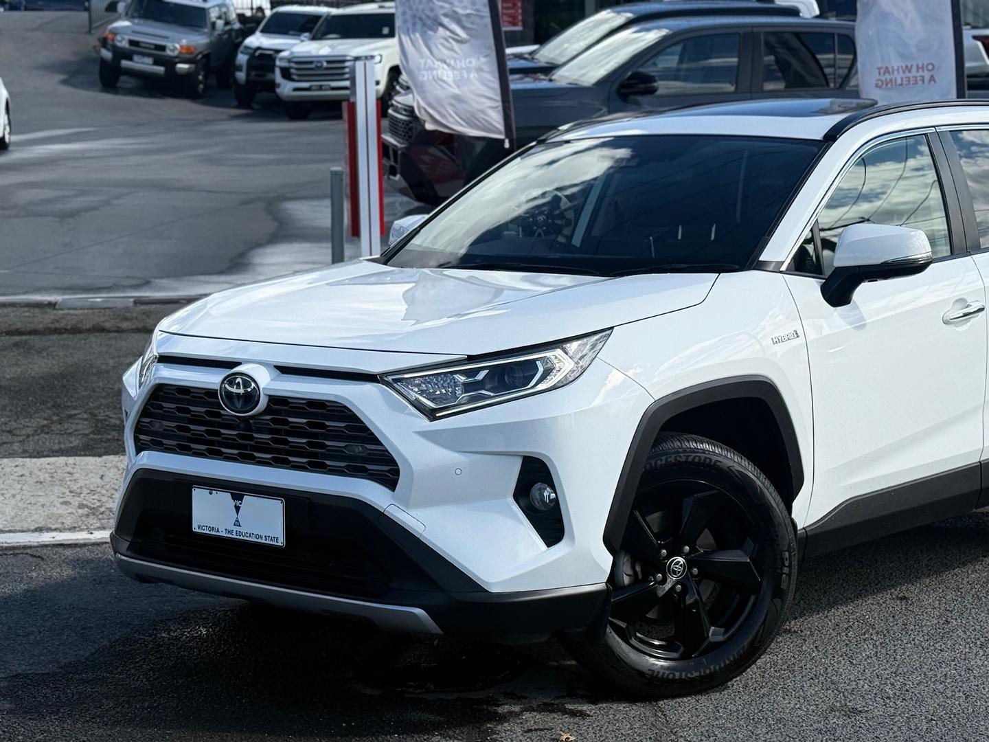 2020 Toyota RAV4 Cruiser-AWD in White