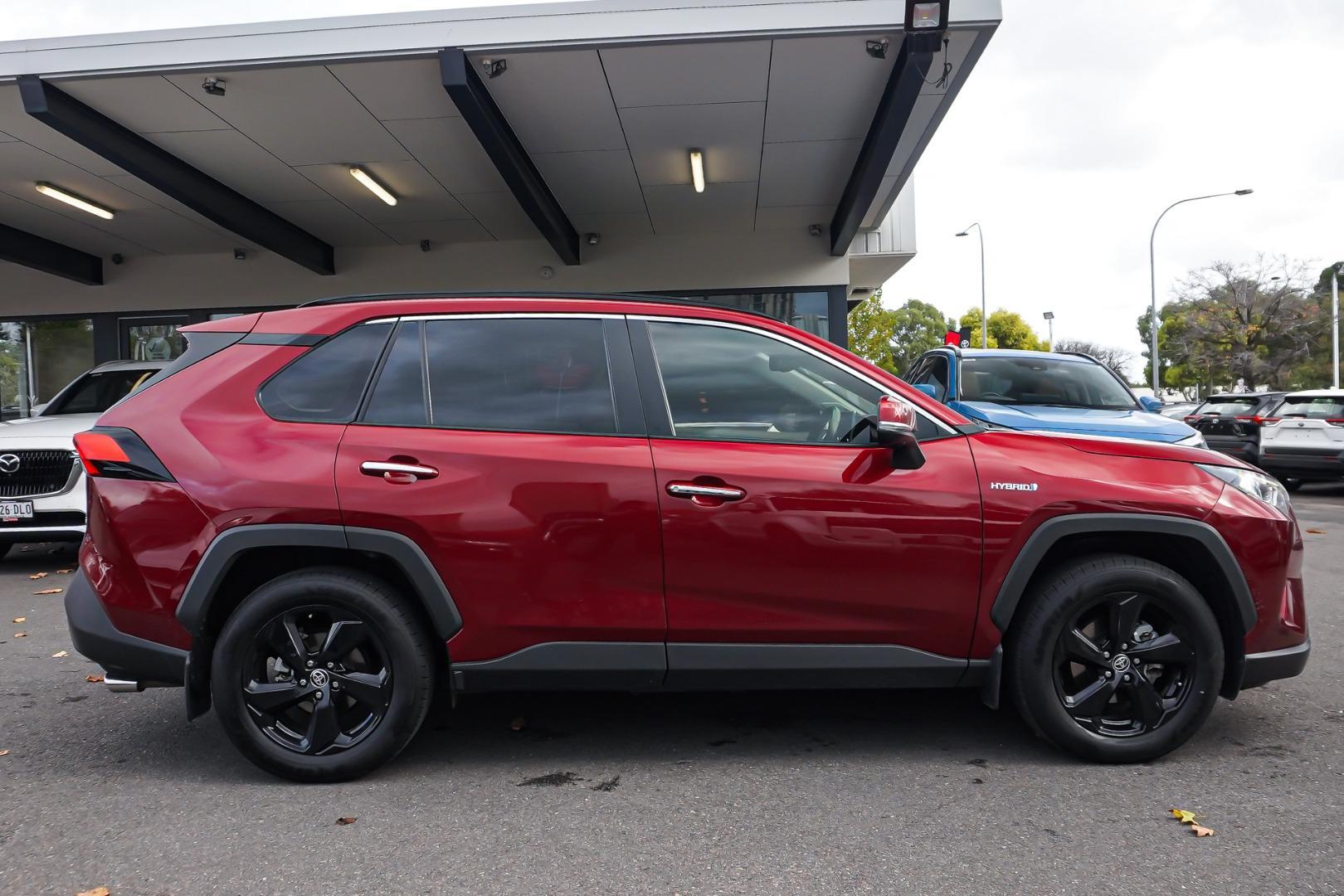 2021 Toyota RAV4 Cruiser-AWD in Red