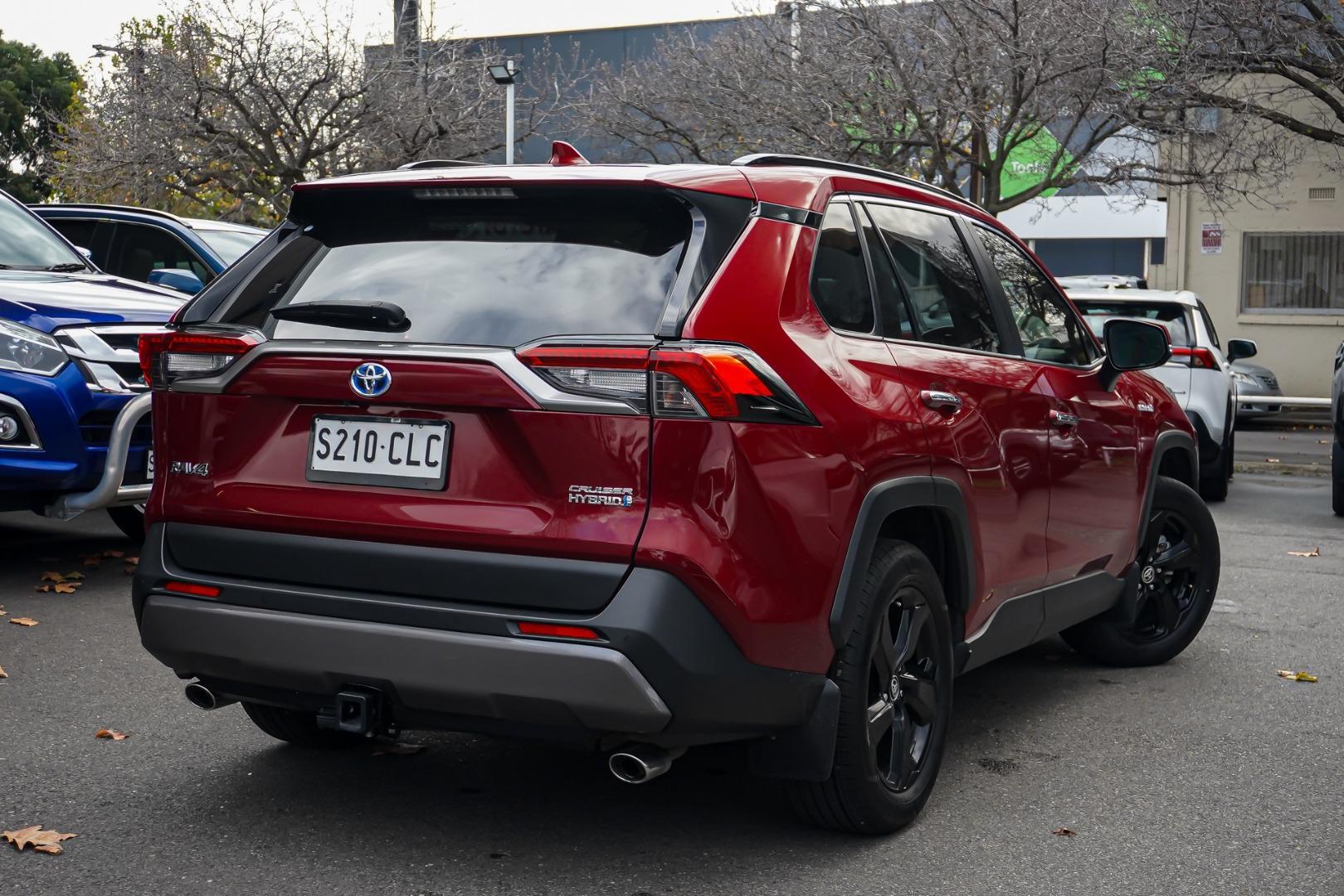 2021 Toyota RAV4 Cruiser-AWD in Red