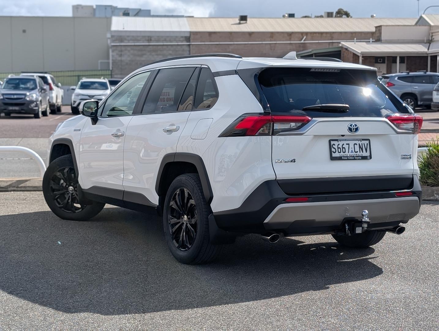 2022 Toyota RAV4 Cruiser-AWD in White