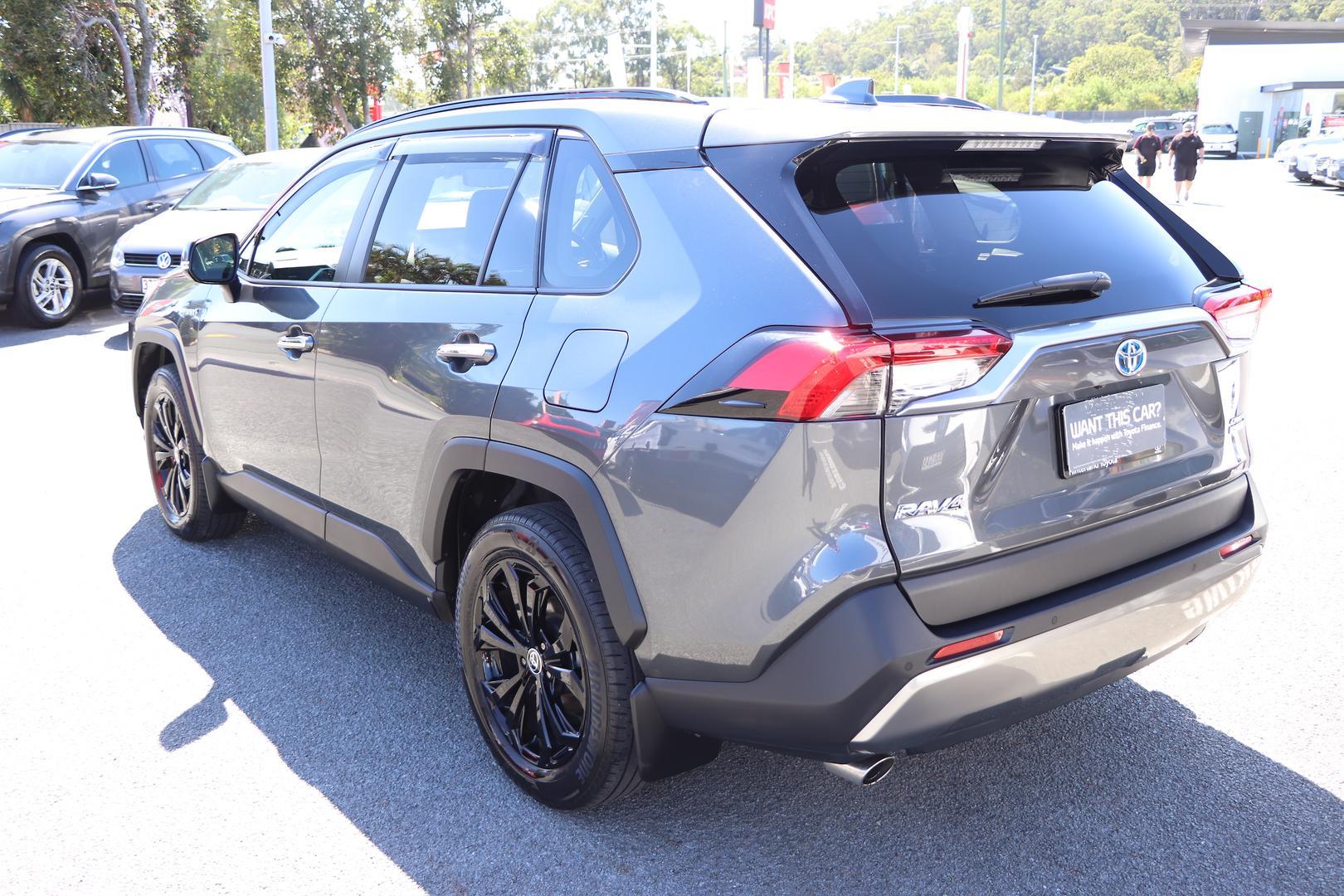 2023 Toyota RAV4 Cruiser-AWD in Silver