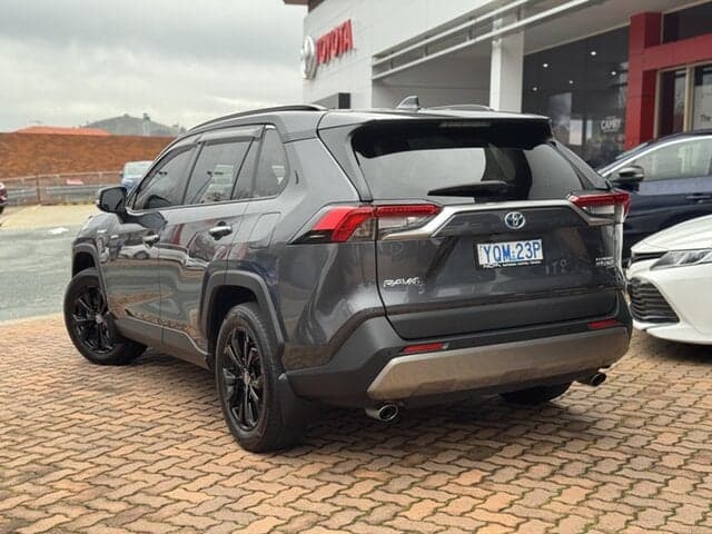 2024 Toyota RAV4 Cruiser-AWD in Silver