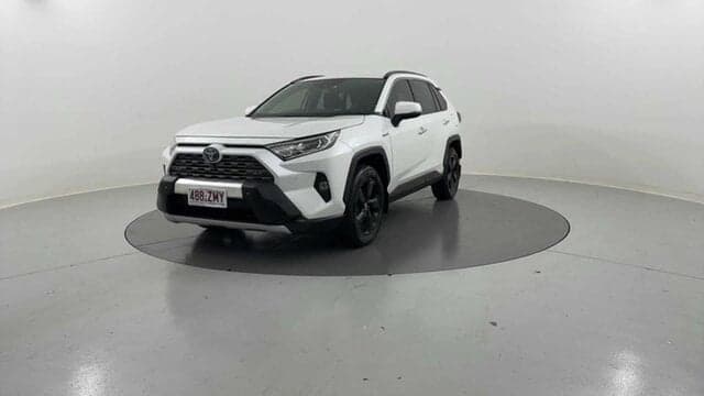 2020 Toyota RAV4 Cruiser-AWD in White