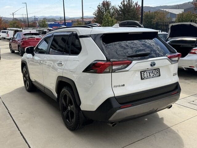 2020 Toyota RAV4 Cruiser-AWD in White