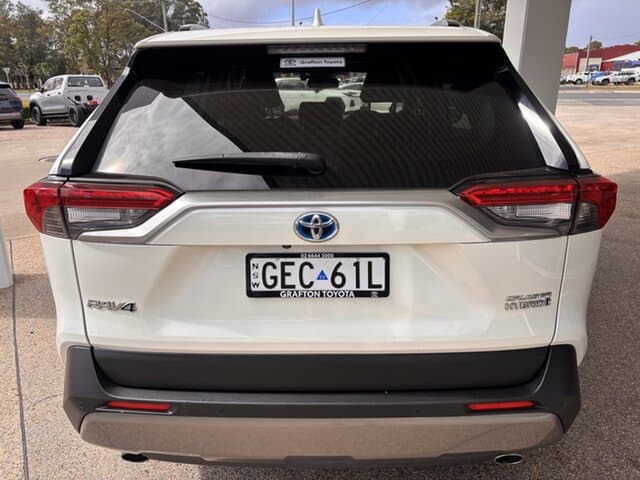 2020 Toyota RAV4 Cruiser-AWD in White