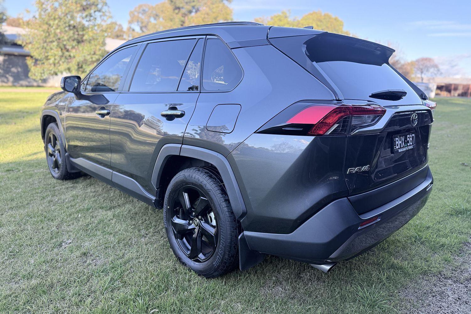 2020 Toyota RAV4 Cruiser-AWD in Silver