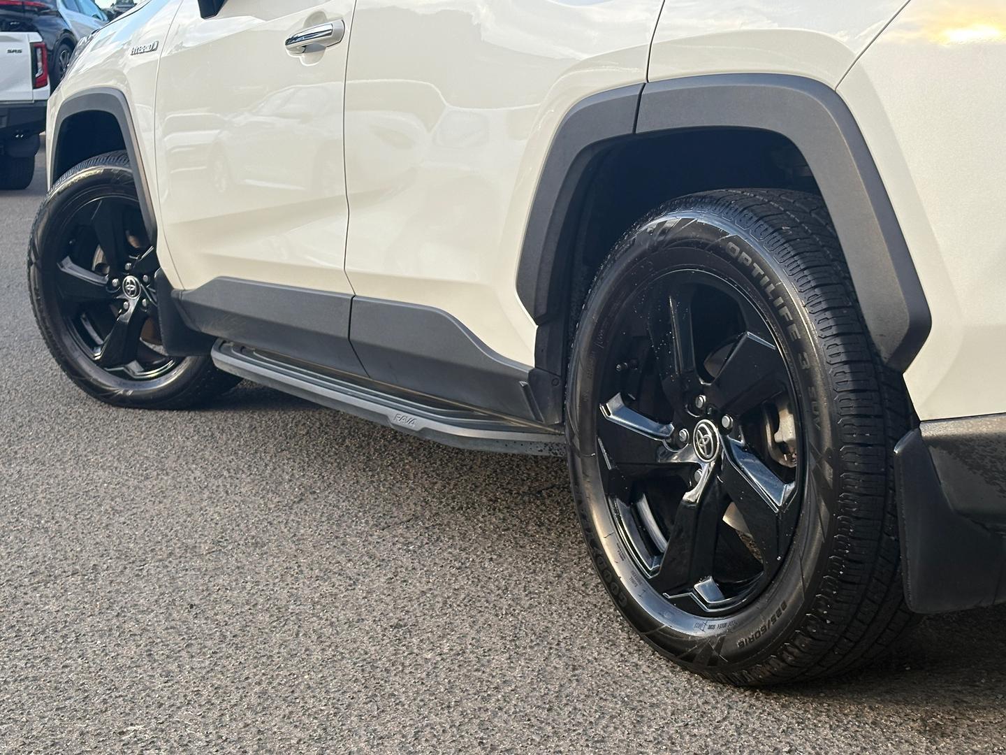 2021 Toyota RAV4 Cruiser-AWD in White