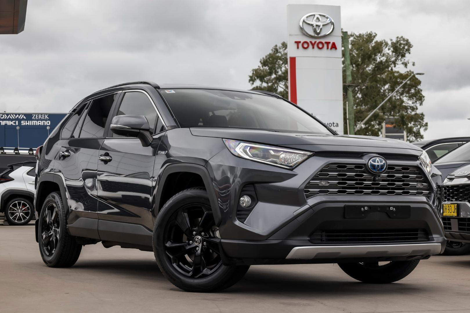 2021 Toyota RAV4 Cruiser-AWD in Silver