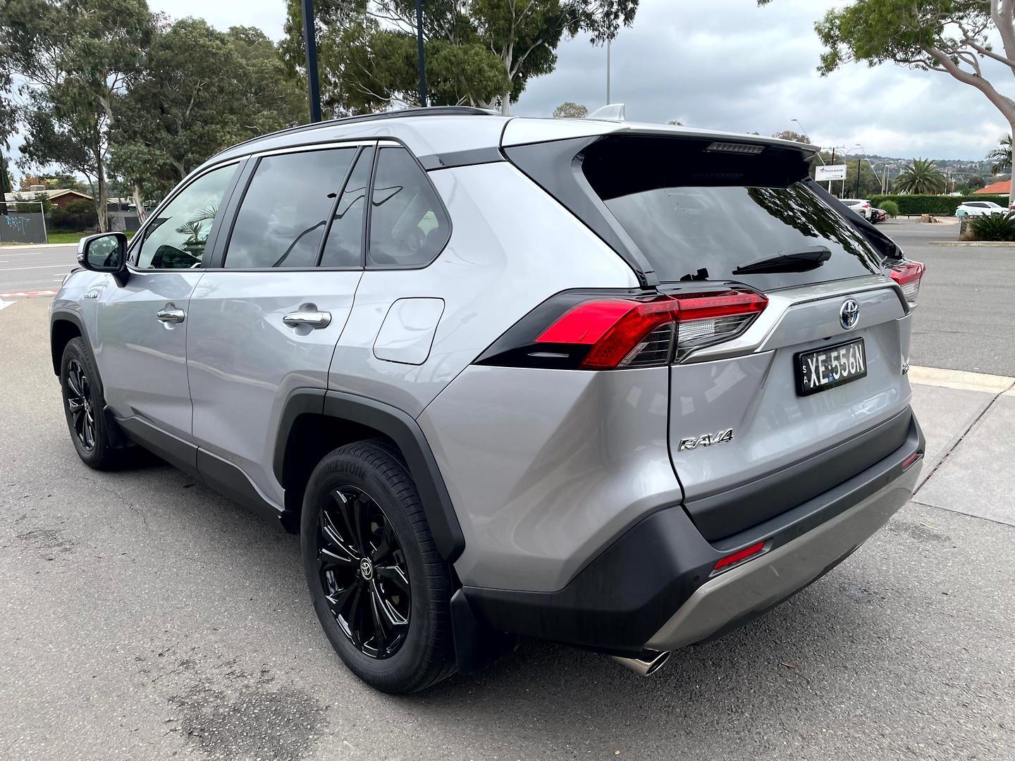 2024 Toyota RAV4 Cruiser-AWD in Silver