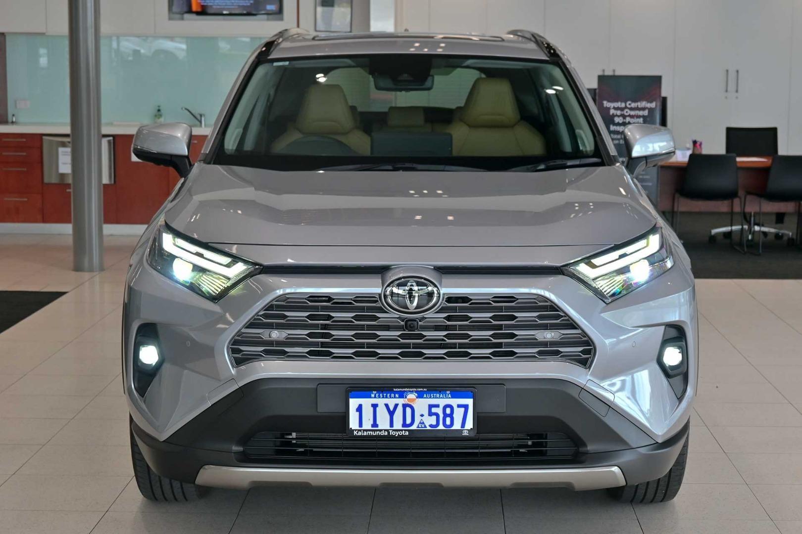 2024 Toyota RAV4 Cruiser AWD in Silver