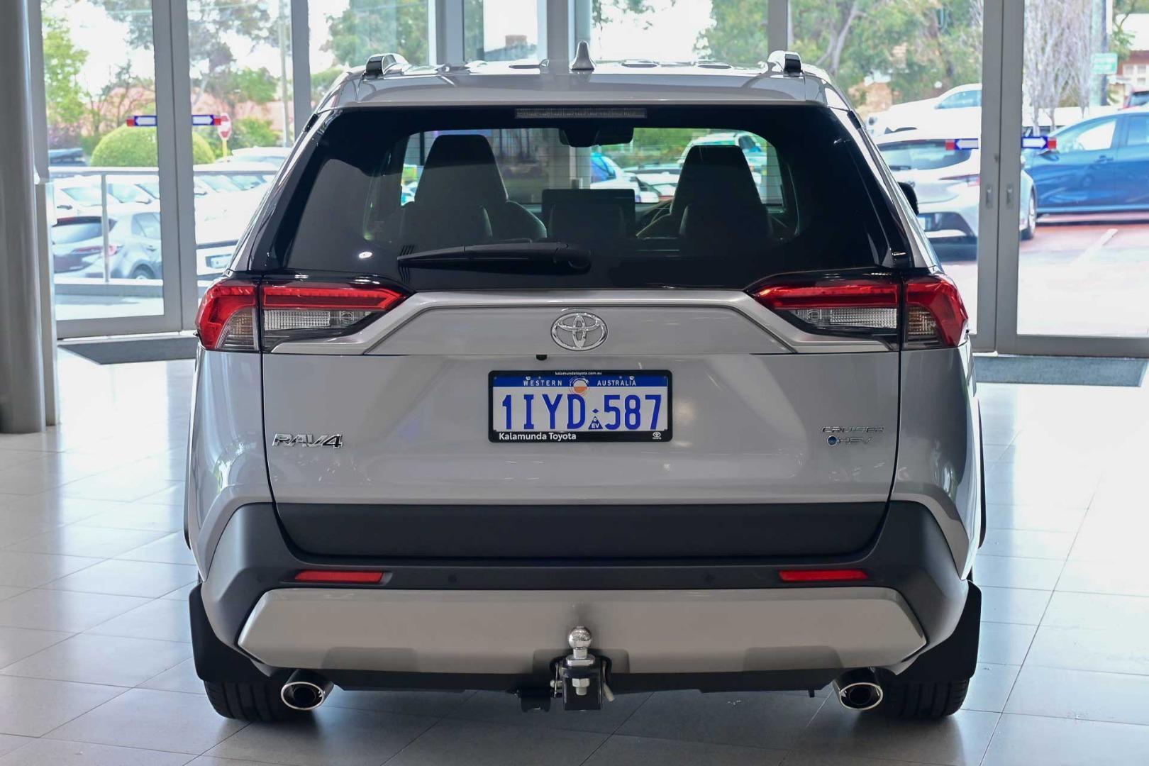 2024 Toyota RAV4 Cruiser AWD in Silver
